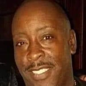 Meet your Posher, Lewis